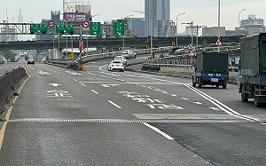 疏解華江橋車流 往台北及永和新店方向匝道提前分流   