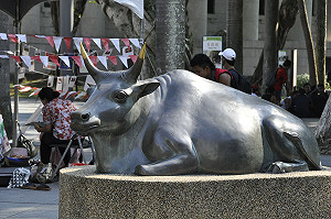 台博館揭祕  鎮館銅牛不是一對