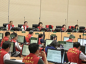 天鴿颱風吹襲南部  陳菊坐鎮指揮中心