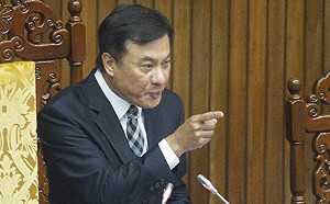 朝野前瞻預算爆衝突　蘇嘉全怒：每天表決到午夜12點