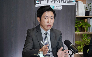 秀官邸烤肉趴「無統編」的收據　張惇涵：總統自掏腰包