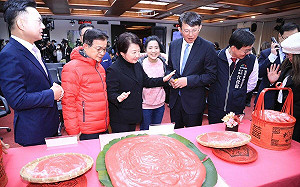 唐復年觀點》高調在市府迎接黃國昌 盧秀燕邁向總統府的腳步從未停歇