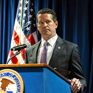 被控隱藏數千份艾普斯坦案相關文件 紐約FBI主管被迫辭職