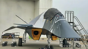 俄媒稱「白帝」太空戰機是假的!中媒居然承認了 : 還未正式研發成功