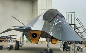 俄媒稱「白帝」太空戰機是假的！中媒居然承認了 : 還未正式研發成功