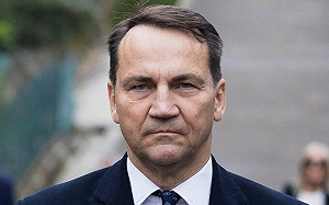 遭馬斯克飆罵「小人物」! 波蘭外長勇批星鏈不可靠 網友披露他精彩人生