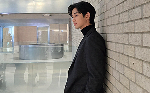 認愛金賽綸！金秀賢爆被不明人士監視「情緒崩潰」