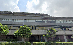 雨彈狂炸！台中機場14:35暫停起降 部分航班將有延誤