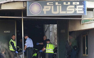 北馬其頓夜店大火釀59死 查無營業許可  初判舞台煙火肇禍  當局發4人逮捕令