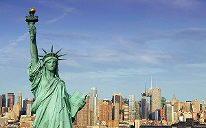 法議員呼籲美國：「把自由女神像還給我們」