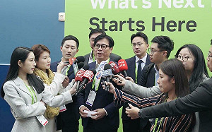 （影）聽黃仁勳上寶貴一課  陳其邁：此行不談爭取總部或研發中心問題  