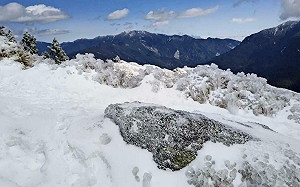 奇萊線持續積雪不退！太管處：暫緩前往