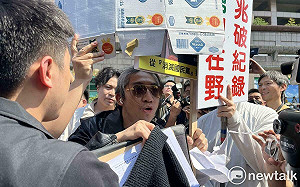 民眾黨板橋宣講 罷葉元之領銜人史書華喊：國昌老師被罷時我有幫你站台