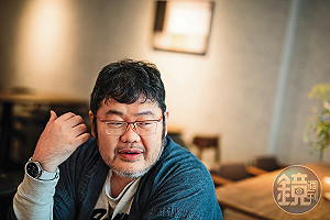 【四叉貓專訪2】塗鴉牆政治文夾雜約砲文 他把生活過得像楚門的世界
