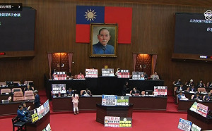 行政立法兩院恐空轉到晚12時  藍週五再戰2公投 