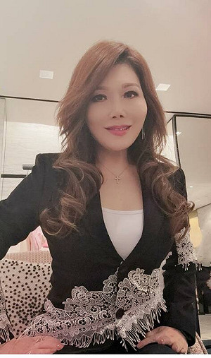 (影)被翁曉玲點名停播節目 張雅琴邀辯論「言論自由」:我用小拇指就可打敗你