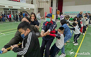 扶輪盃身心障礙者拔河比賽  選手全力奮戰盼「拔」得頭籌