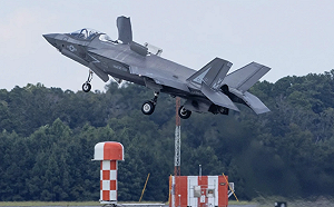 頭盔41秒內故障3次! 美F-35離奇墜毀事故後 飛行員不接受軍方「甩鍋」