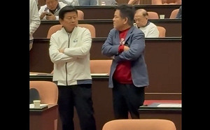 （影）林楚茵痛批國民黨「欠罷」 傅崐萁撞莊瑞雄「肢體衝突」再引爭議