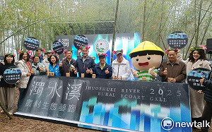 孟宗竹林下螢光茶席 濁水溪農村生態藝廊系列活動開跑