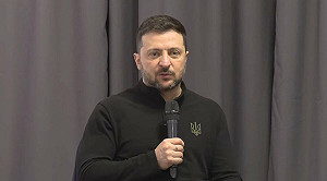 (影) 態度轉變!澤連斯基暗示可在被占領土問題上妥協 俄軍縱隊又遭團滅