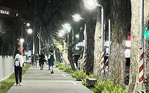 高市鼓山高中通學步道華麗轉身  成低碳、友善行道系統