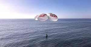 完成極地繞地球任務 4人搭SpaceX太空船安返地球