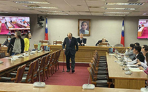 柯建銘原稱要帶頭質詢卓榮泰 明換吳思瑤上陣