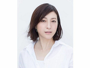 廣末涼子攻擊護理師被捕　遭警察問話嘶吼大叫！行為異常焦躁