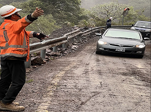 中橫便道8.2公里處坍方！今日中午有望開放「雙向通行」