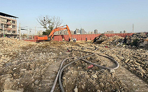 新北塭仔圳整地施工 瓦斯管線遭意外挖破