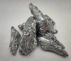數量足造數萬枚導彈! 香港海關查獲25噸「銻金屬」 走私鋁箔遮蔽擬運美國