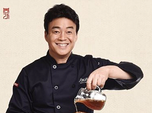 《黑白大廚》白種元人設翻車新節目停播!本人二度道歉