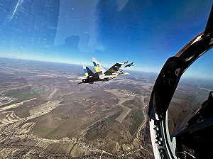 (影) 4架Su-27捍衛烏東!烏一週內毀366車輛、殲518人 挫俄扎波羅熱突襲