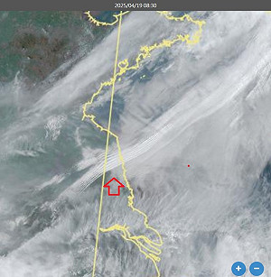 清晰滾軸雲!鄭明典曬衛星雲圖:對應到一小股北風增強