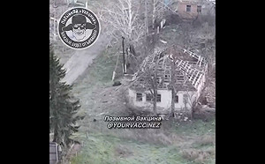 (影) 俄自殺無人車上戰場! 北韓多管火箭砲也首亮相 烏首度4公里高擊落俄無人機