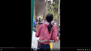 (影) 中國維權頻爆血腥事件! 女雇主因拒絕賠償遭砍死 官員當街被活活打死