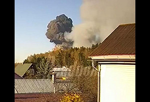 (影) 俄10萬噸導彈變「煙火」! 烏無人機重創最大軍火庫 震撼65里外莫斯科