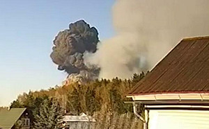 (影) 俄10萬噸導彈變「煙火」! 烏無人機重創最大軍火庫 震撼65里外莫斯科