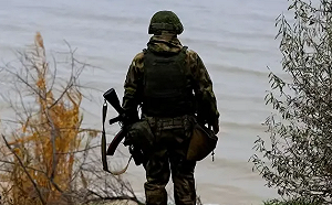 俄軍大逃亡! 近百新兵破牆而出 7人成功突圍 戰鬥直升機追捕3人仍在逃