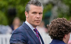 又是他自做主張? 海格塞斯未報白宮突叫停援烏 川普怒問:誰批准的?