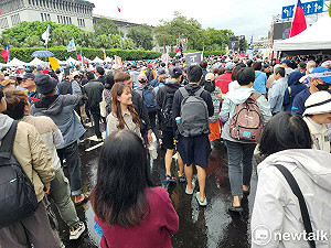 凱道人潮爆滿  國民黨:下午2點就滿到景福門