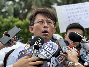 藍委提修法「調高特休」?黃國昌:等國定假日法上路後再研商較理性