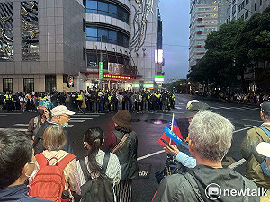 凱道一結束就轉換戰場 朱立倫衝中正一分局主動到案