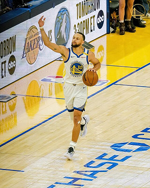 NBA培頓替補立大功 柯瑞轟36分勇士勝火箭