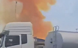 （影）伊朗港口大爆炸釀18死800傷  化學品管理失誤引災 