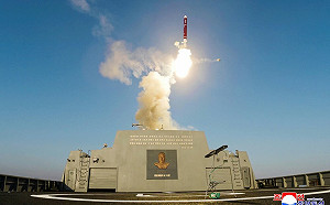 剛成軍北韓「崔賢號」秀火力 官媒：超音速導彈、戰略導彈、防空導彈都射一輪