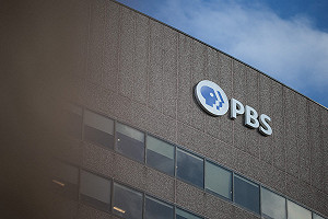 川普再拿媒體開刀！認定PBS、NPR等2公共媒體「有偏見」下令斷供資金