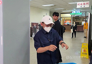 黃子佼涉持兒少性影片 高院命加保50萬限制出境出海