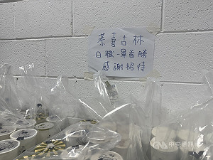 古林睿煬奪勝請獅隊喝飲料 餅總用球迷角度支持